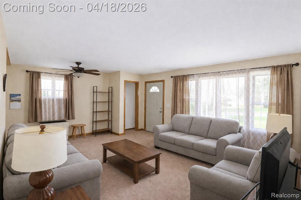431 Lytle Place, Garden City, MI — Photo 3