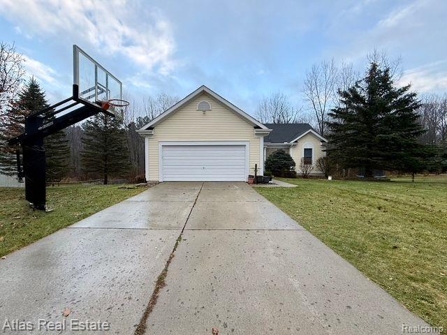 8221 FOX HOLLOW Road, Goodrich Vlg, MI — Photo 2
