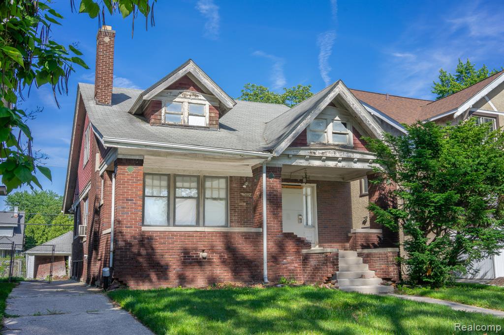 612 Lakewood Street, Detroit, MI 48215 — front exterior
