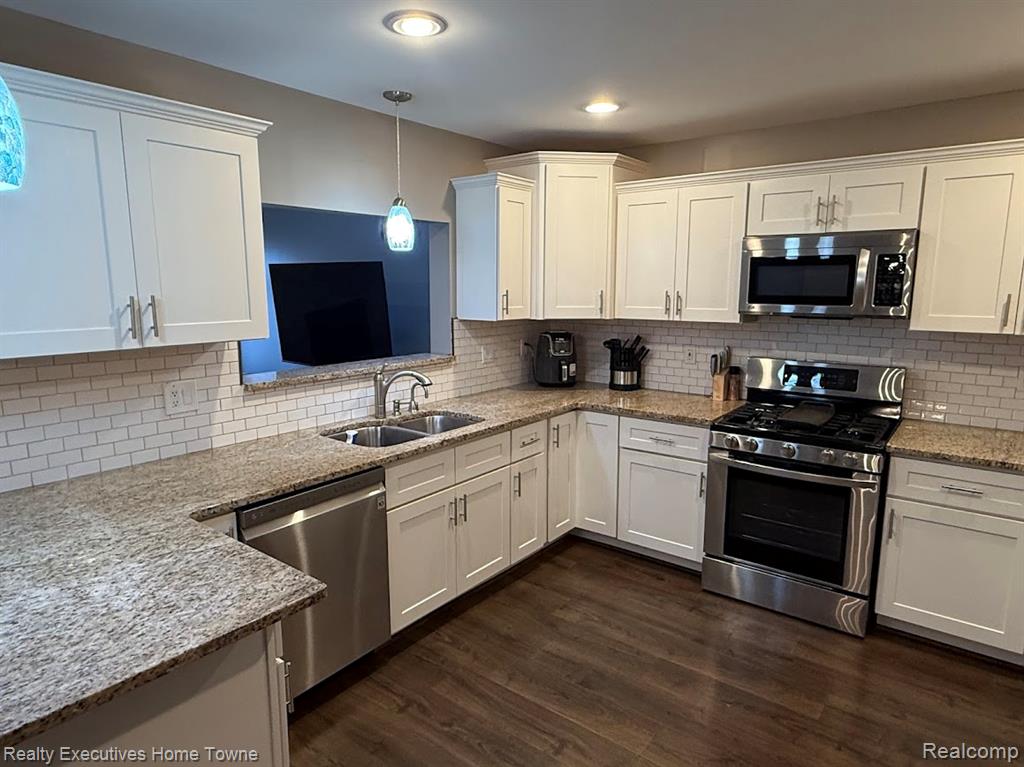 55795 Shelby Road, Shelby Twp, MI 48316 — Photo 9