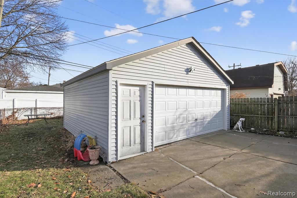 7571 William Street, Taylor, MI 48180 — Photo 33