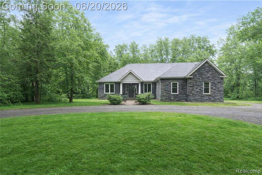 790 Grange Hall Road, Ortonville, MI 48462