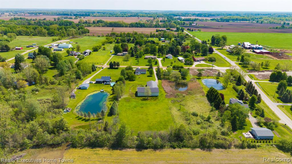 1041 Mackie Road, Almont, MI 48003 — Photo 9