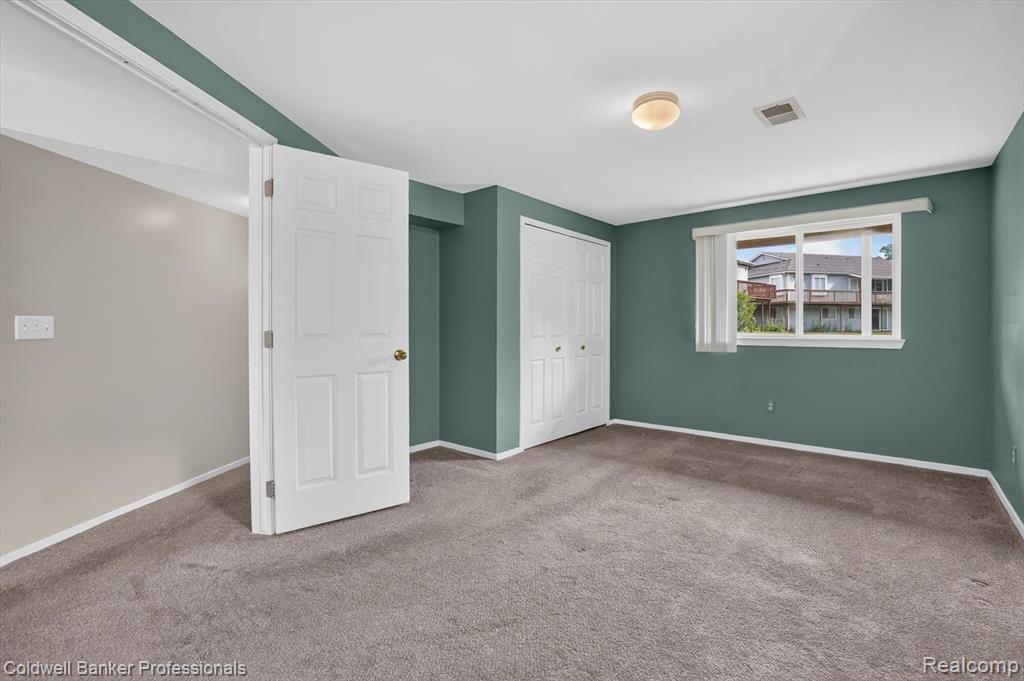 9533 Overlook Court, Grand Blanc, MI 48439 — Photo 37