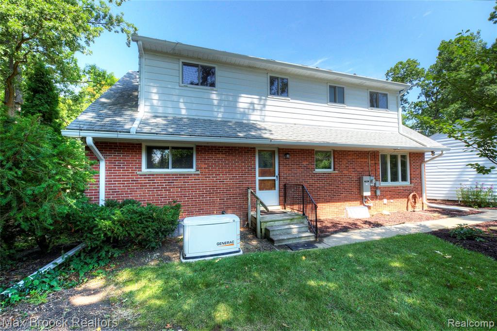 1827 Coronada Street, Ann Arbor, MI 48103 — Photo 4