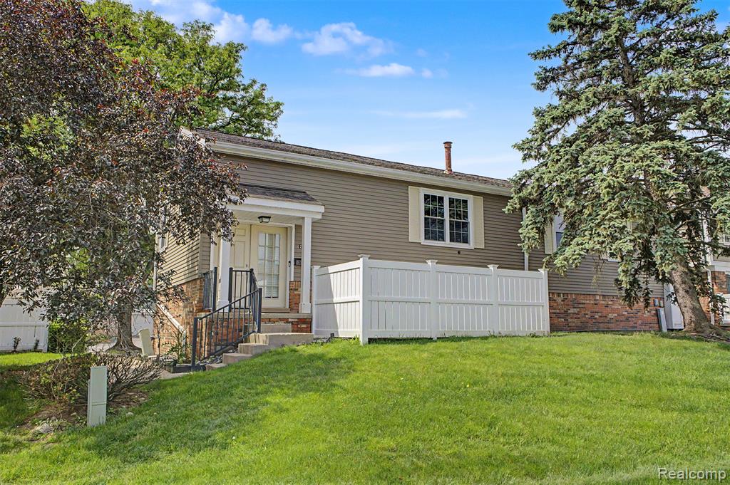 20872 E Glen Haven Circle - Photo 2