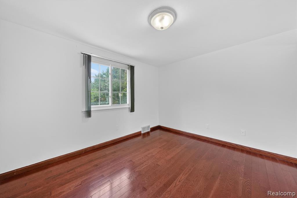 8452 Doncaster, Sterling Heights, MI 48312 — Photo 31