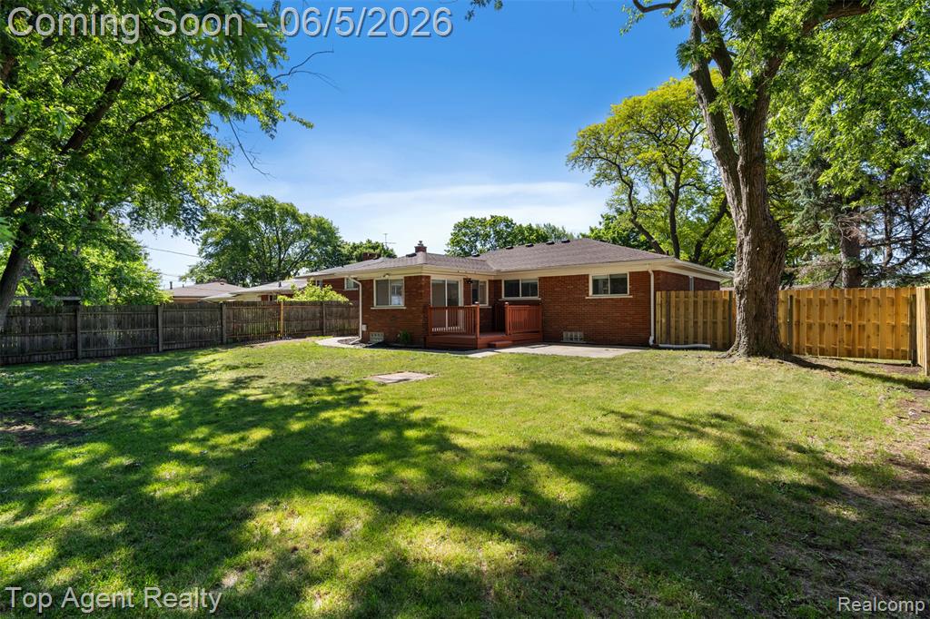 29492 Geraldine Drive, Warren, MI 48093 — Photo 36
