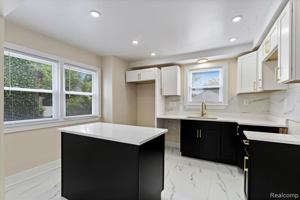 16171 Glastonbury Road, Detroit, MI 48219 — Photo 9
