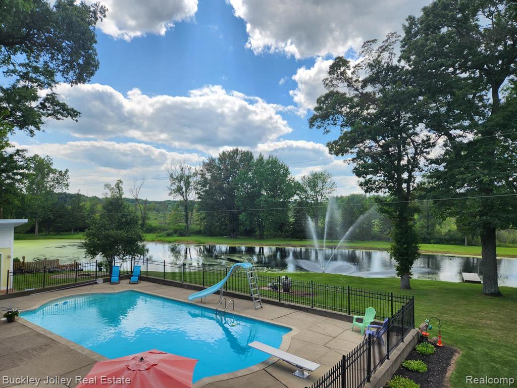 8900 Rickett Road, Brighton, MI 48116 — Photo 26