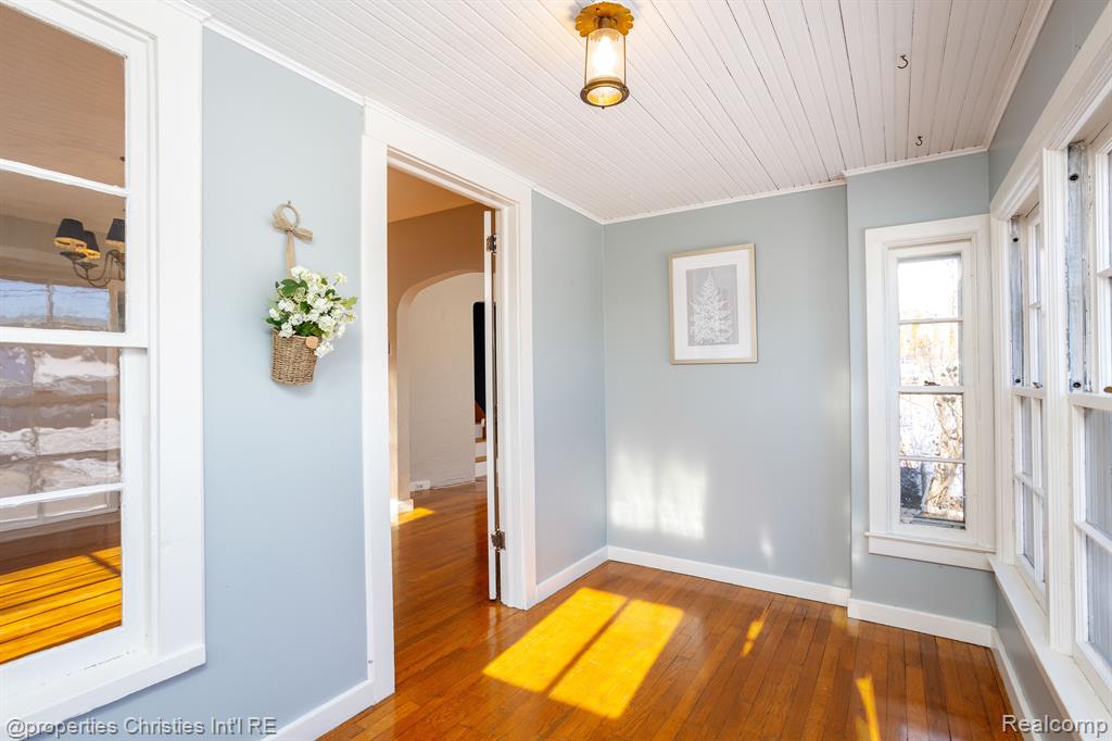 431 Cabinet Street, Milford, MI 48381 — Photo 7