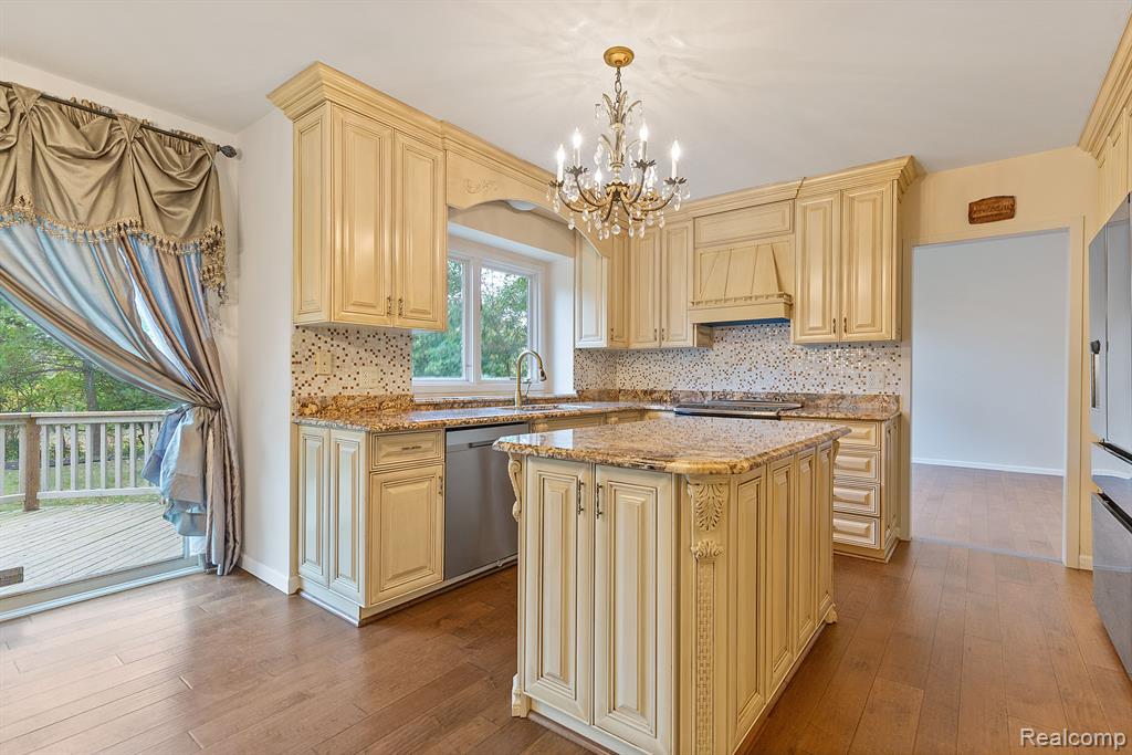 6786 TORYBROOKE Circle, West Bloomfield, MI 48323 — Photo 20