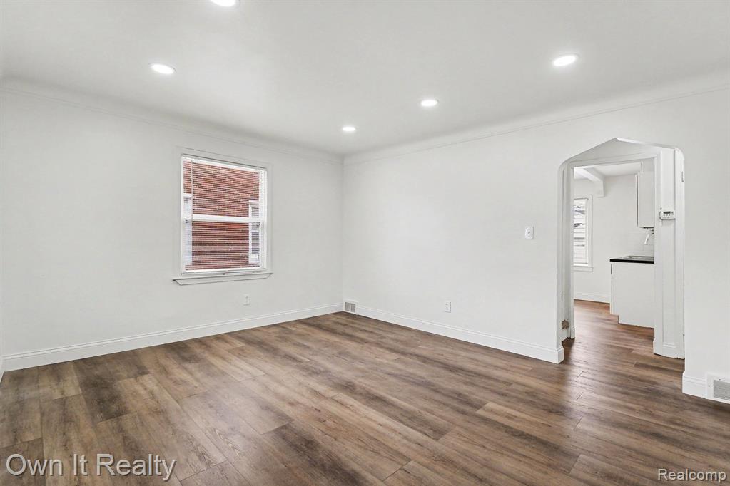16678 Collingham Drive, Detroit, MI 48205 — Photo 7