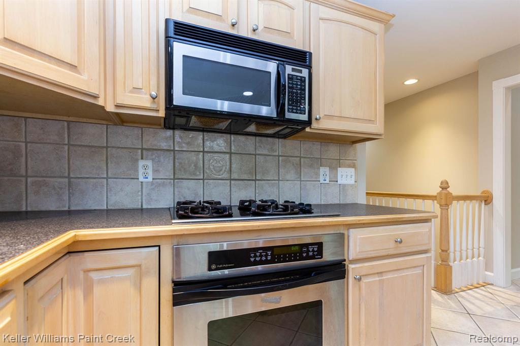 20695 Gaberty Drive, Clinton Twp, MI 48038 — Photo 19