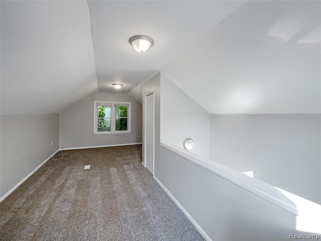18067 Rosetta Avenue, Eastpointe, MI 48021 — Photo 17