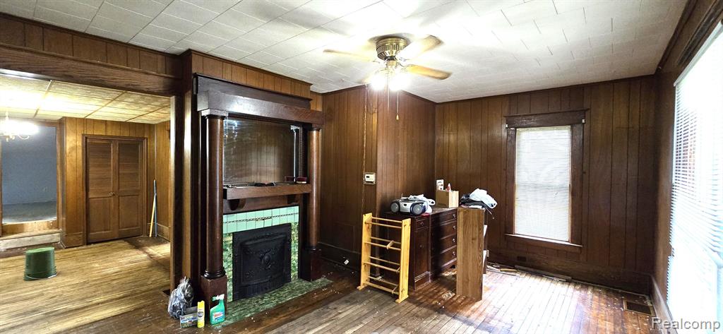 303 N SHIAWASSEE Street, Bancroft, MI 48414 — Photo 4