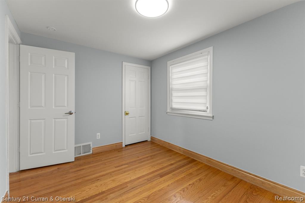 4817 WESTLAND Street, Dearborn, MI 48126 — Photo 19