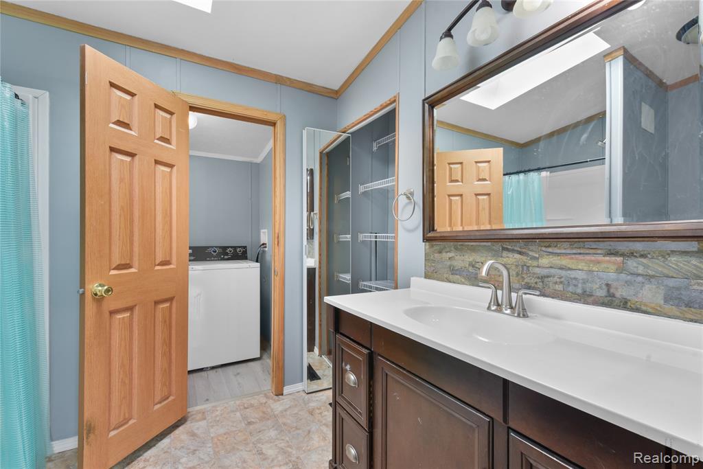 9072 Greentree Drive, Newport, MI 48166 — Photo 34