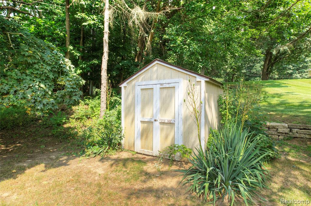 6788 Balmoral Terrace, Clarkston, MI — Photo 28
