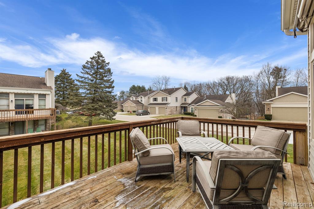 626 WOODSIDE Drive, 62, Milford, MI 48381 — Photo 48