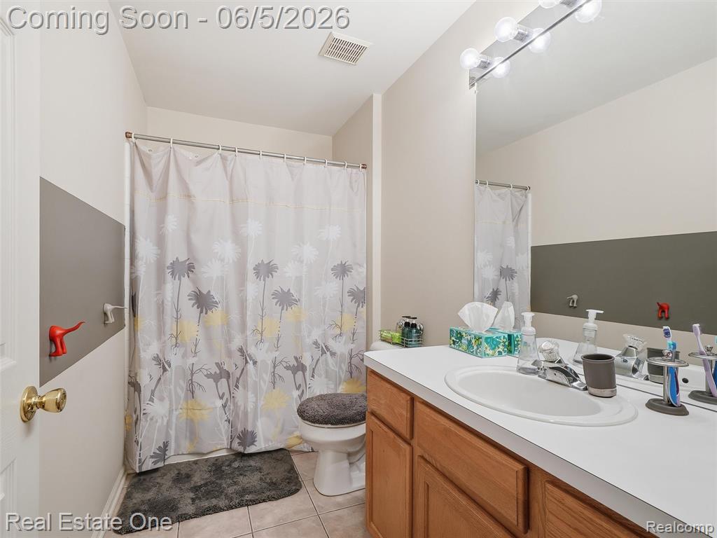 7794 Paint Creek Drive, Ypsilanti, MI 48197 — Photo 20