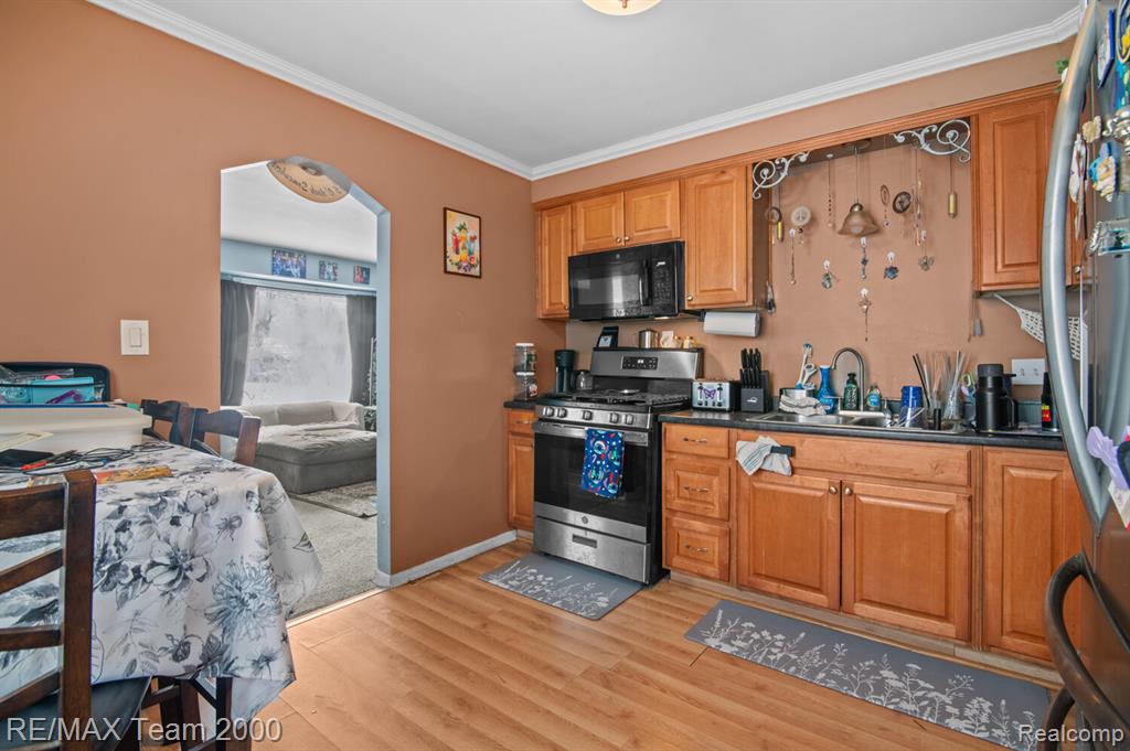 5871 Cooper Street, Taylor, MI 48180 — Photo 8