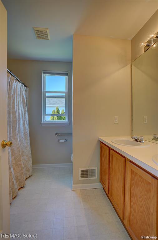5100 Meadow Crest Circle, Holly, MI 48442 — Photo 22