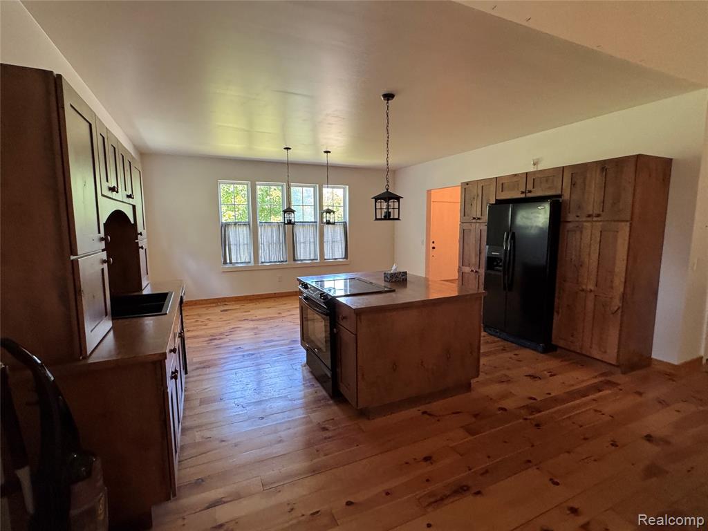 5402 Raubinger Road, Swartz Creek, MI 48473 — Photo 8