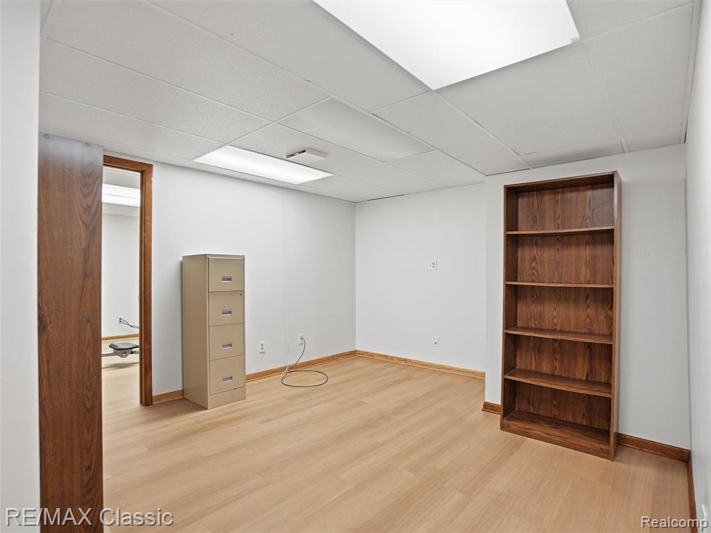 9116 Tecumseh Avenue, Redford, MI 48239 — Photo 28