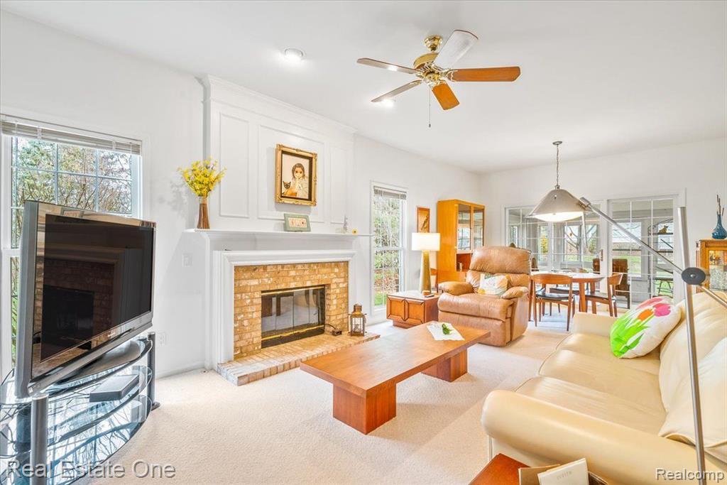 39612 GREENBRIER Court, Northville, MI 48168 — Photo 15