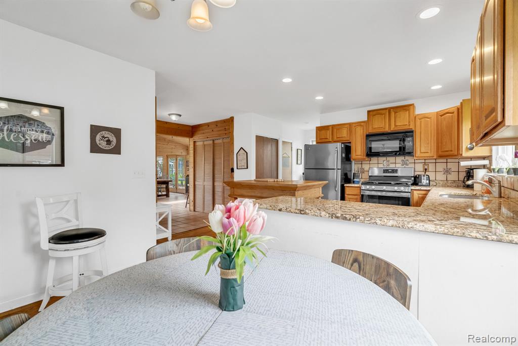 7489 Aspen Road, Lexington, MI 48450 — Photo 28