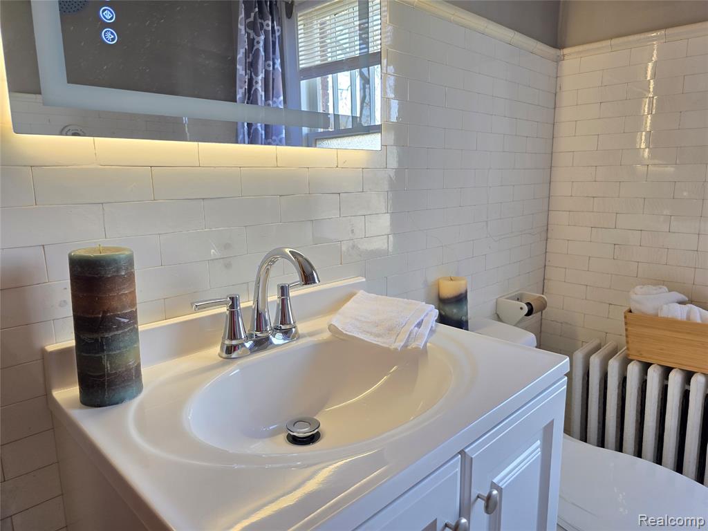 26850 W 7 Mile Road, Redford, MI 48240 — Photo 35