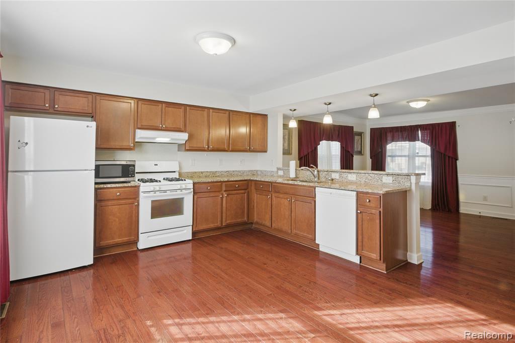 9345 Mitchell Street, Hamtramck, MI 48212 — Photo 12