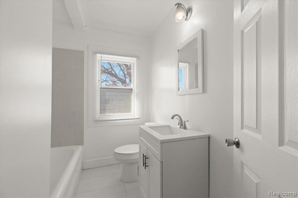 17567 Greenlawn Street, Detroit, MI 48221 — Photo 17