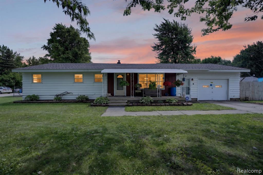 5233 Torrey Road, Flint, MI 48507 — Photo 4