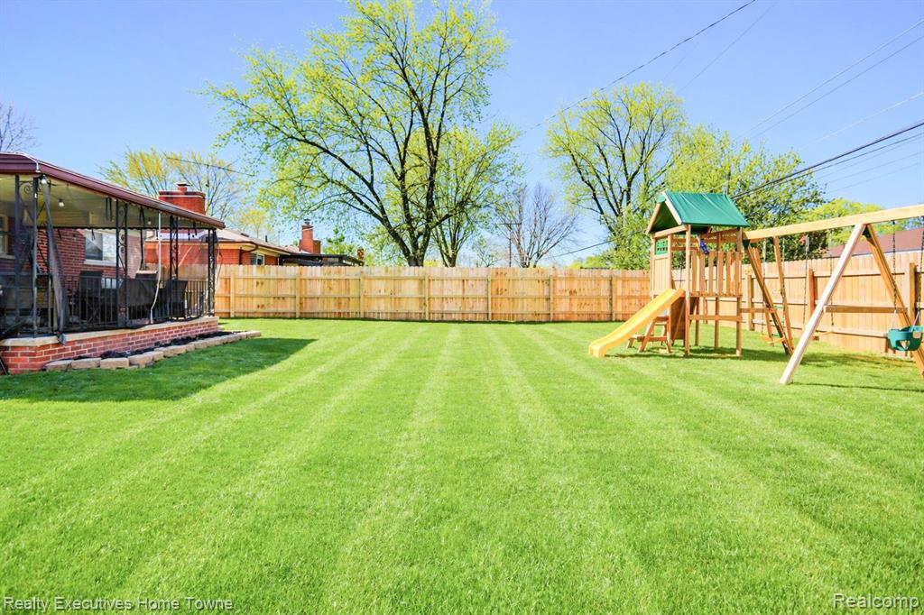 29847 Palomino Drive, Warren, MI 48093 — Photo 6