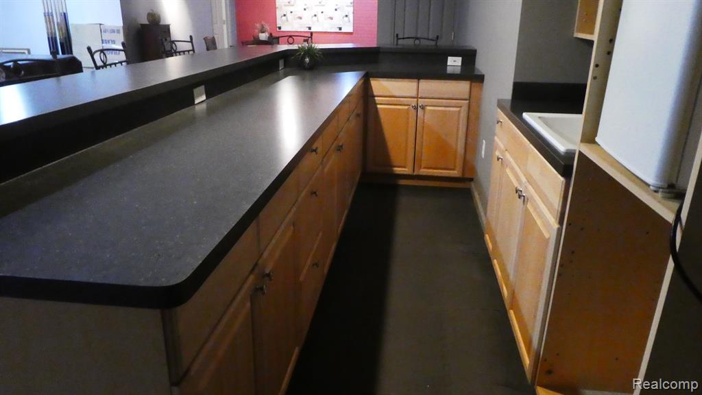 8051 Prestonwood Court, Flushing, MI 48433 — Photo 55