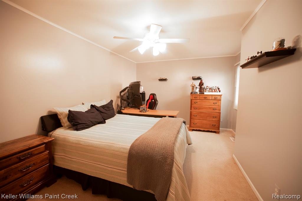 700 Woodfield Way, Rochester Hills, MI 48307 — Photo 23