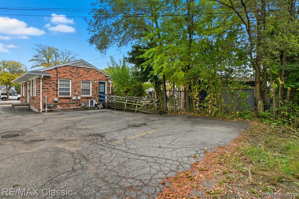 944 S Main Street, Plymouth, MI 48170 — Photo 2