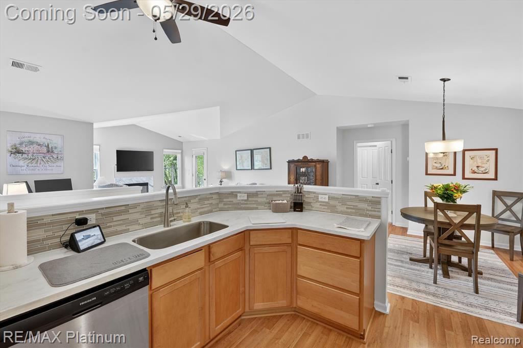 4191 Hampton Ridge Boulevard, 41, Howell, MI 48843 — Photo 9