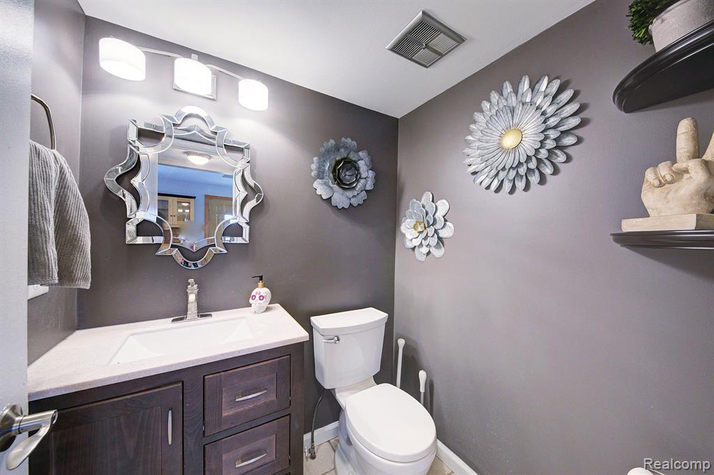 19341 ANDOVER CT, Northville, MI 48167 — Photo 15