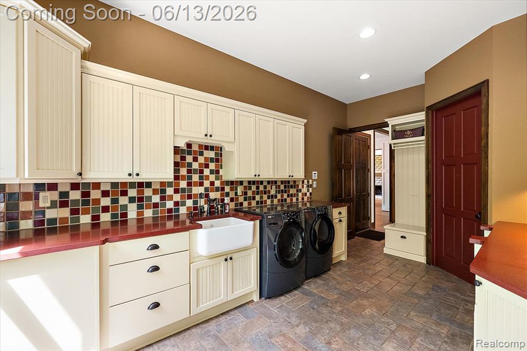 1600 S Hickory Ridge Trail, Milford, MI 48380 — Photo 26