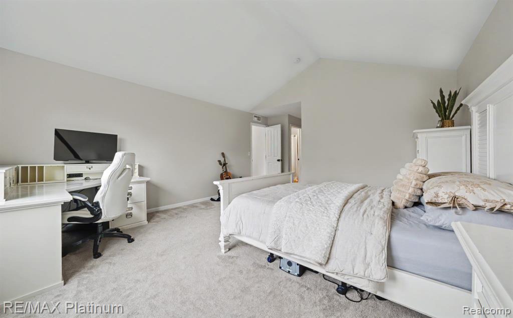 4253 Hampton Ridge Boulevard, Howell, MI 48843 — Photo 16