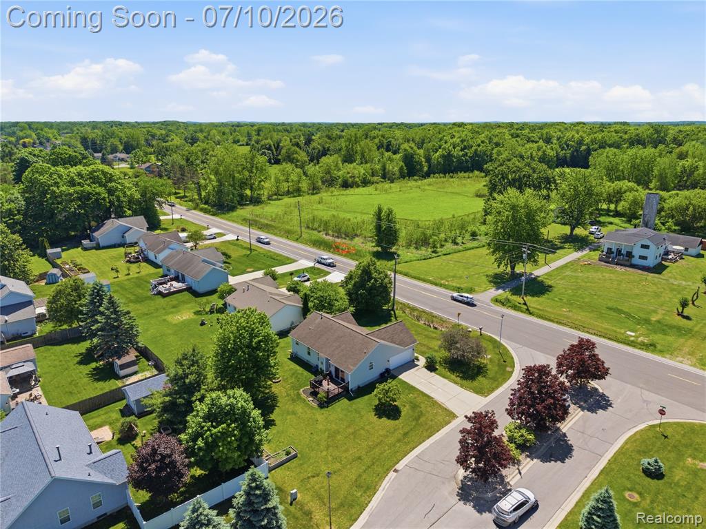 5275 E Maple Avenue, Grand Blanc, MI 48439 — Photo 45