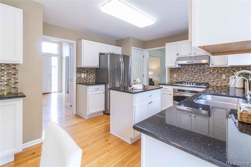 3374 Empire State Drive, Canton, MI 48188 — Photo 20