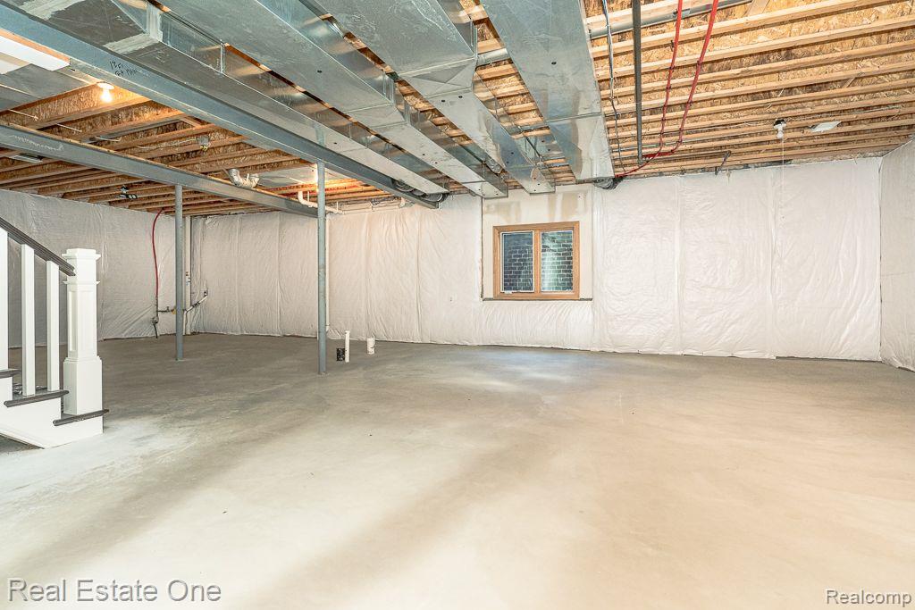 611 Wellington Circle, Rochester Hills, MI 48309 — Photo 69