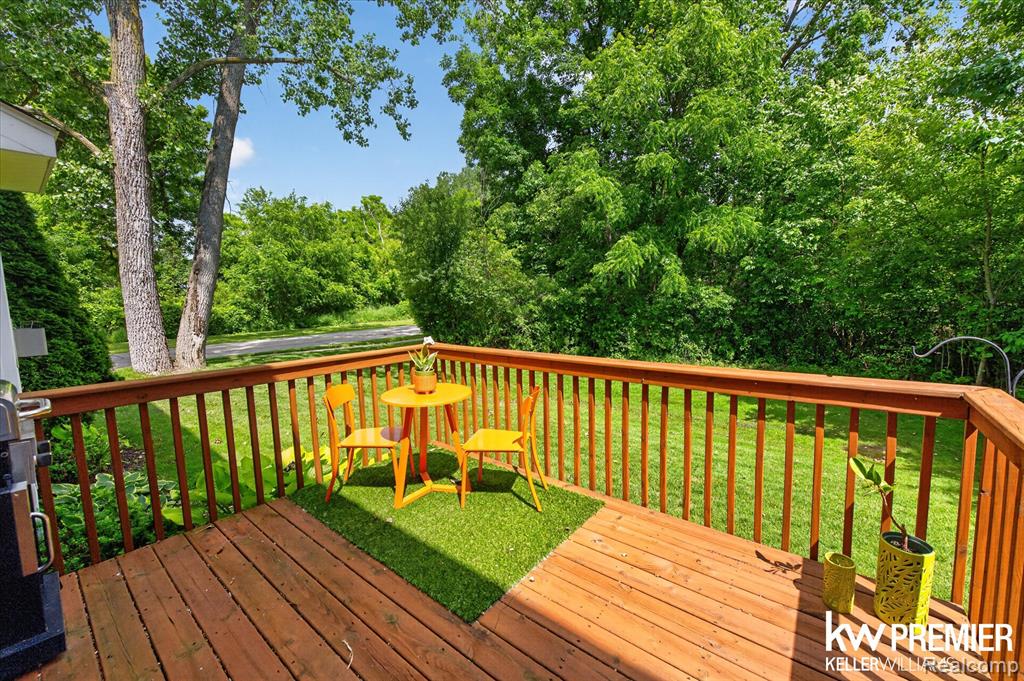 551 Indian Oaks Drive, Howell, MI 48843 — Photo 21