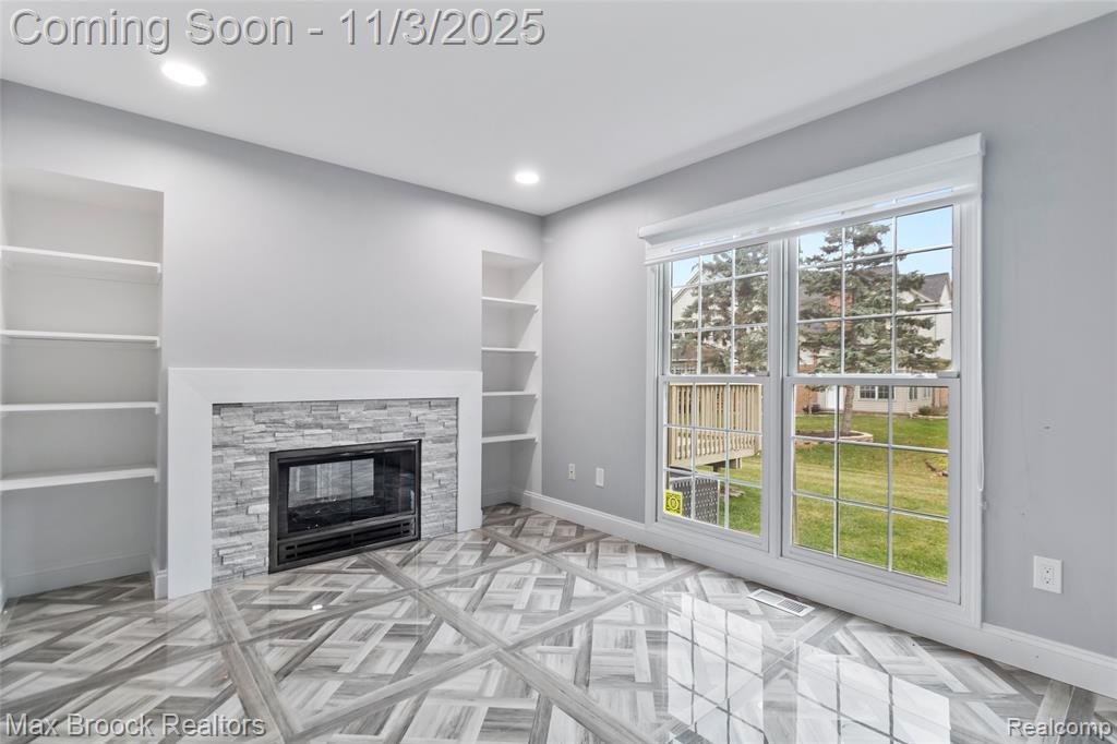 5366 Midchester Court, West Bloomfield, MI 48324 — Photo 8