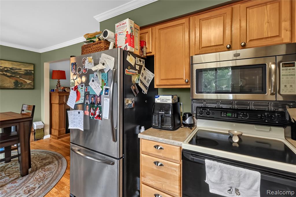 2312 Darwin Lane, Saginaw, MI 48603 — Photo 42