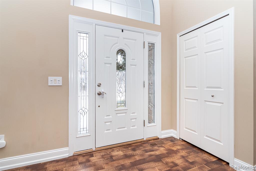 552 CROWN RIDGE Court, White Lake, MI — Photo 17